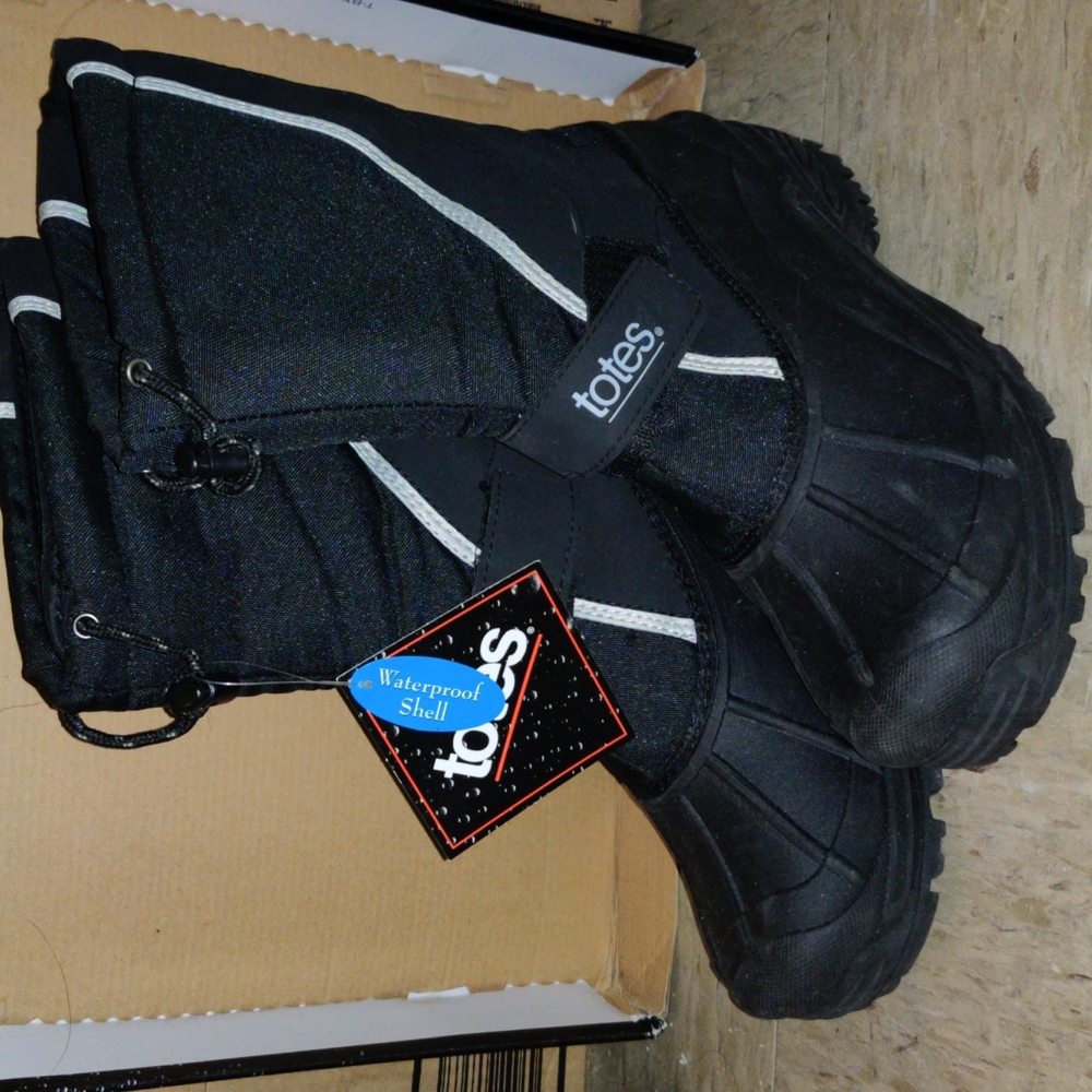 New Men's Totes Waterproof Boots